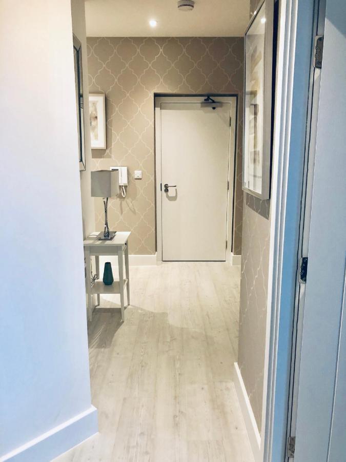 Snapos Luxury Serviced Apartment - Meridian House ベドフォード エクステリア 写真