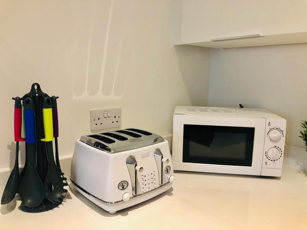 Snapos Luxury Serviced Apartment - Meridian House ベドフォード エクステリア 写真