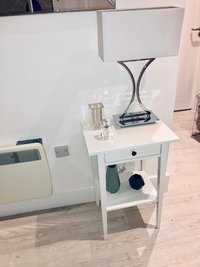 Snapos Luxury Serviced Apartment - Meridian House ベドフォード エクステリア 写真