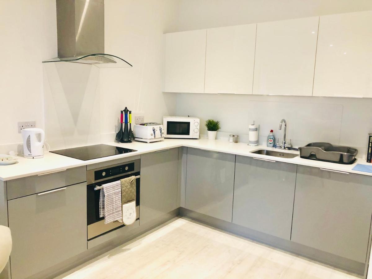 Snapos Luxury Serviced Apartment - Meridian House ベドフォード エクステリア 写真